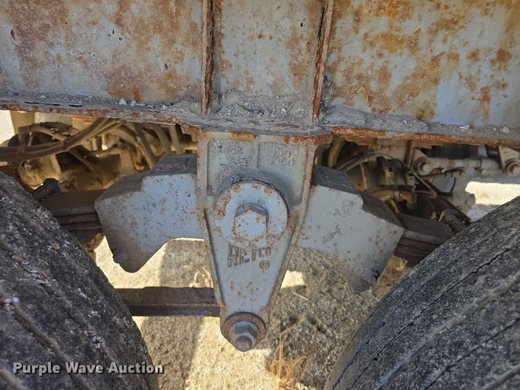 image for item FI0717 2015 Peerless 45SWO walking floor trailer