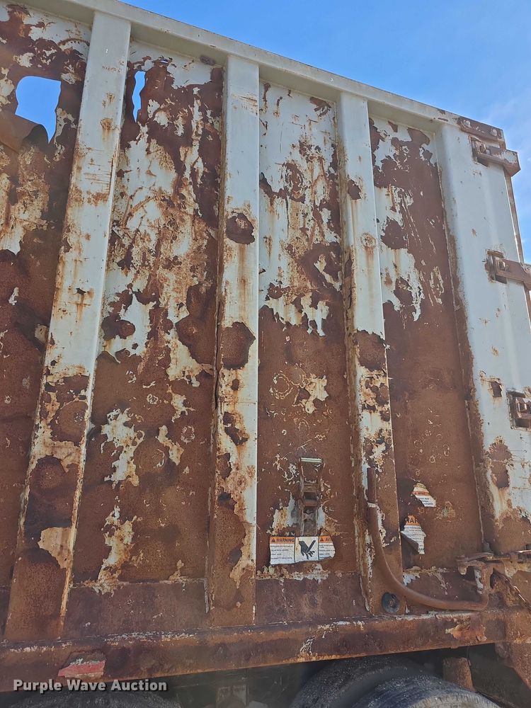 image for item FI0718 2014 Peerless SWO45100 walking floor trailer