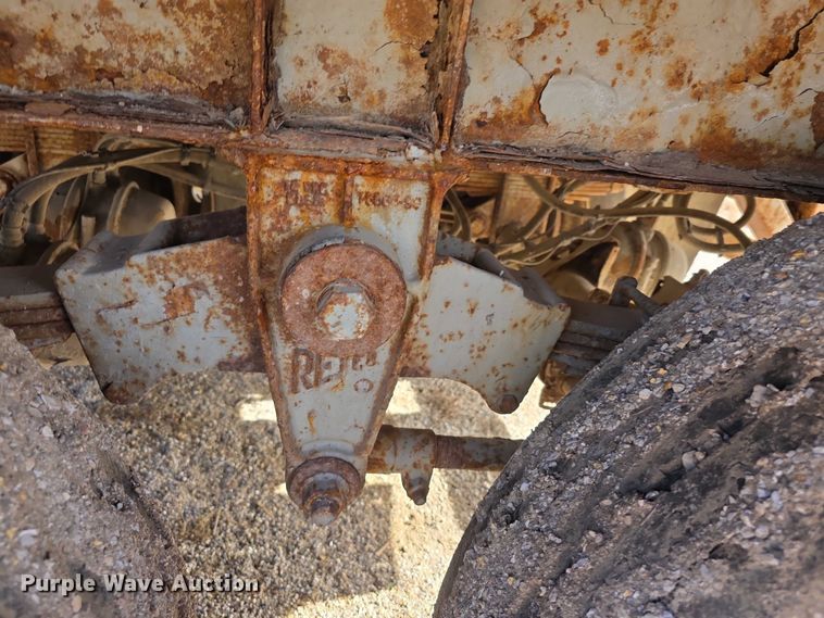 image for item FI0718 2014 Peerless SWO45100 walking floor trailer