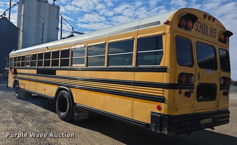image for item FI0751 2002 Bluebird TC2000 school bus