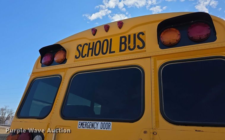 image for item FI0751 2002 Bluebird TC2000 school bus