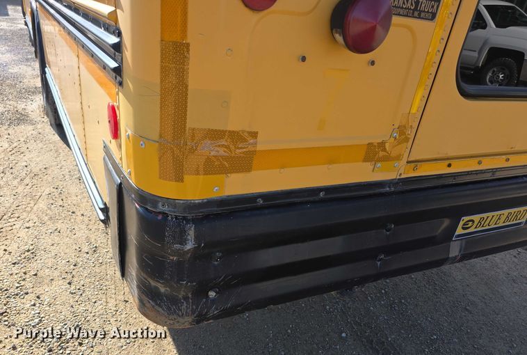 image for item FI0751 2002 Bluebird TC2000 school bus