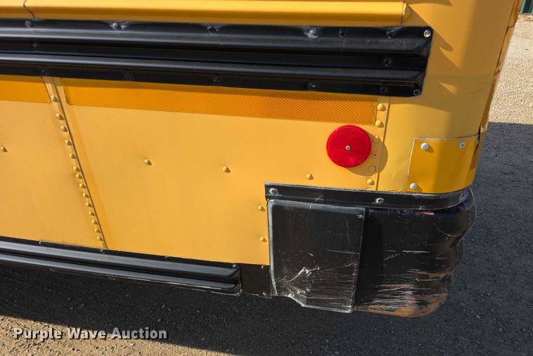 image for item FI0751 2002 Bluebird TC2000 school bus