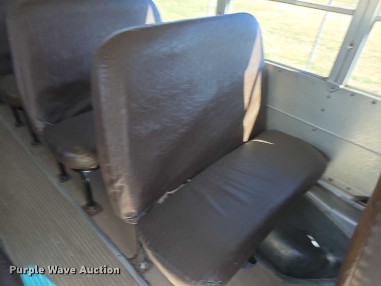 image for item FI0751 2002 Bluebird TC2000 school bus