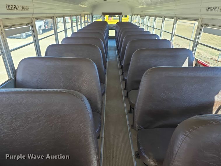 image for item FI0751 2002 Bluebird TC2000 school bus