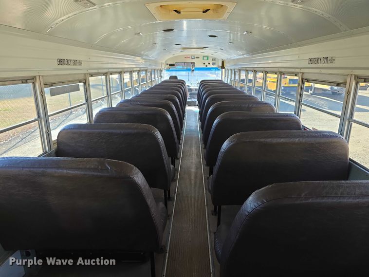 image for item FI0751 2002 Bluebird TC2000 school bus