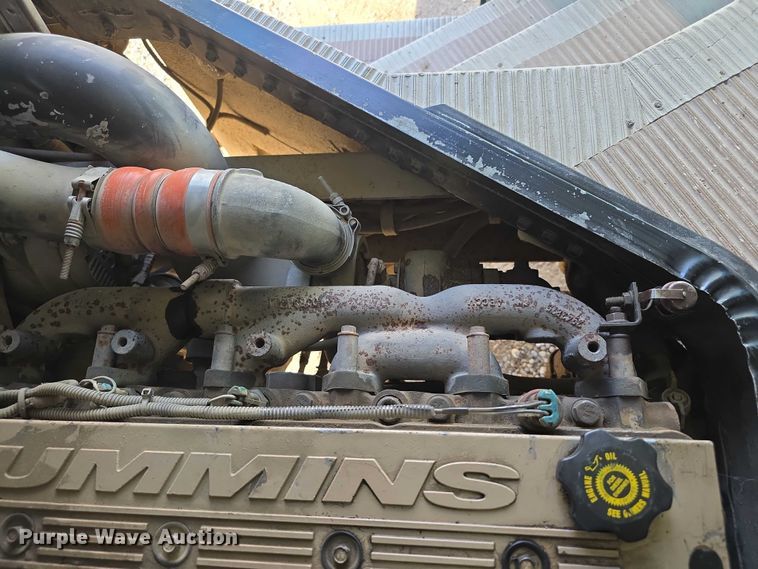 image for item FI0751 2002 Bluebird TC2000 school bus