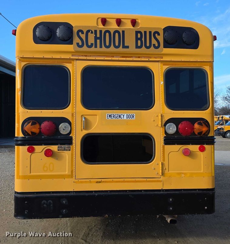 image for item FI0753 2001 Ford E450 school bus