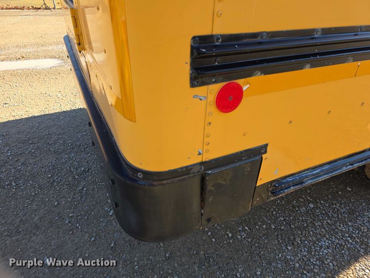 image for item FI0754 2001 Ford E450 school bus