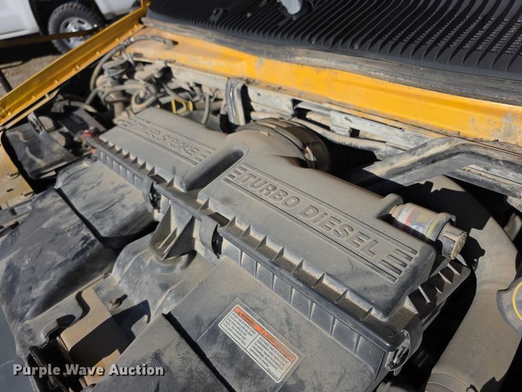 image for item FI0754 2001 Ford E450 school bus