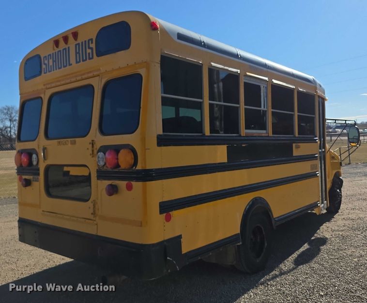 image for item FI0755 2001 Ford E450 school bus