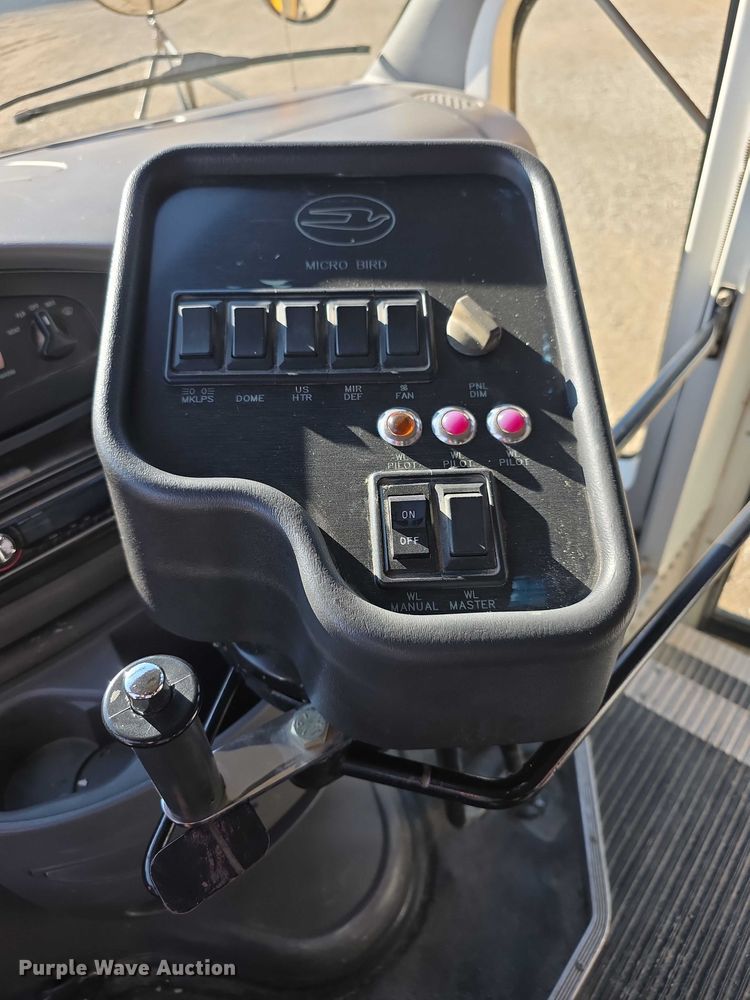 image for item FI0755 2001 Ford E450 school bus