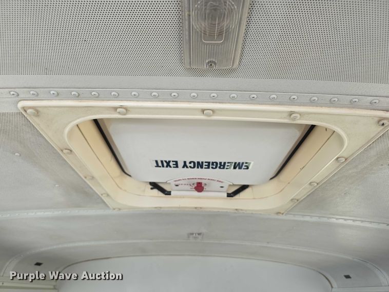 image for item FI0755 2001 Ford E450 school bus