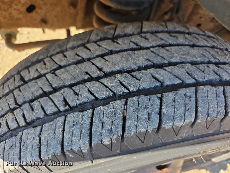 image for item FI0755 2001 Ford E450 school bus