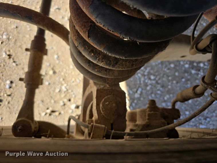 image for item FI0755 2001 Ford E450 school bus