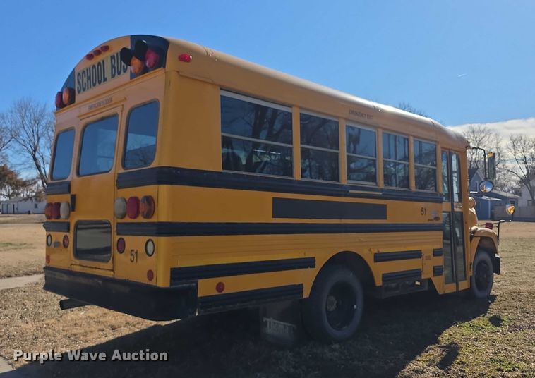 image for item FI0767 2004 Thomas school bus