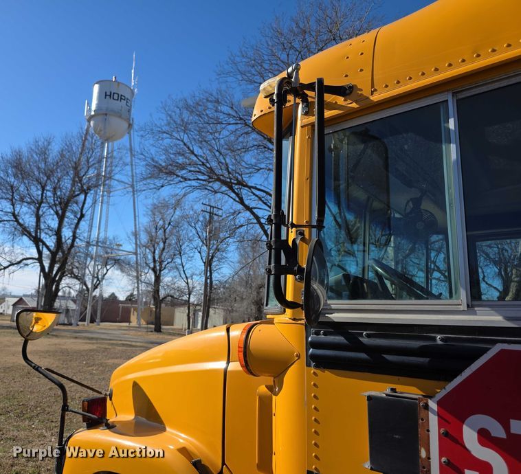 image for item FI0767 2004 Thomas school bus