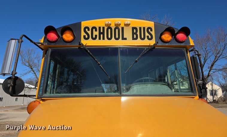 image for item FI0767 2004 Thomas school bus