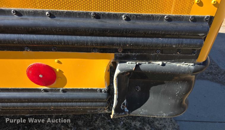 image for item FI0767 2004 Thomas school bus