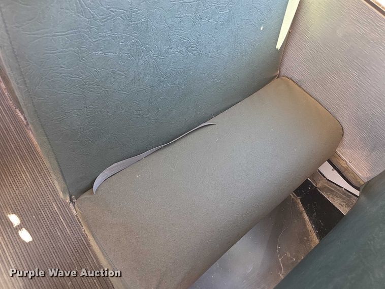 image for item FI0767 2004 Thomas school bus