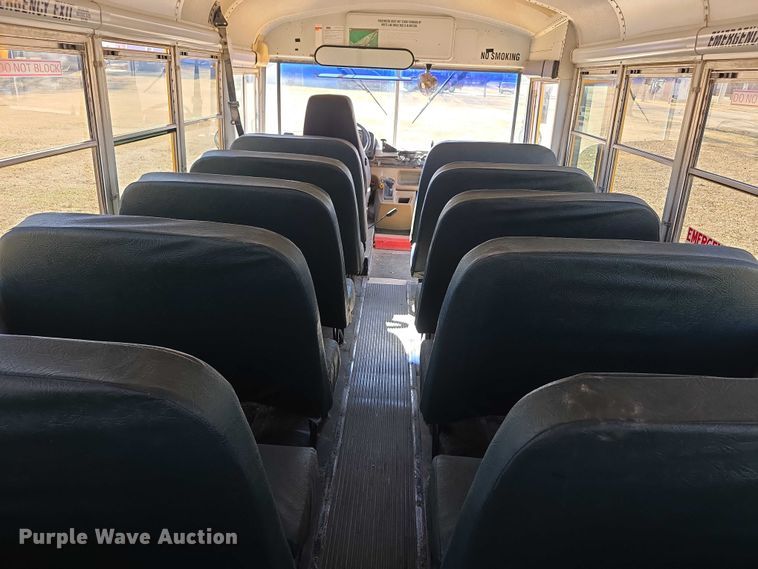 image for item FI0767 2004 Thomas school bus