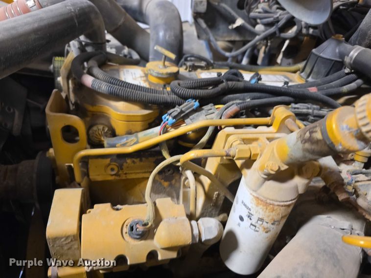 image for item FI0767 2004 Thomas school bus