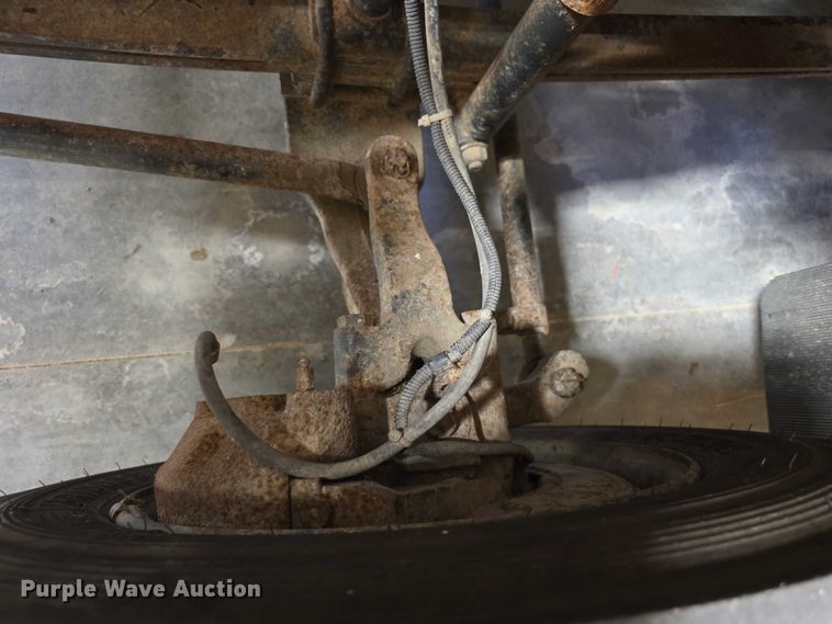 image for item FI0767 2004 Thomas school bus