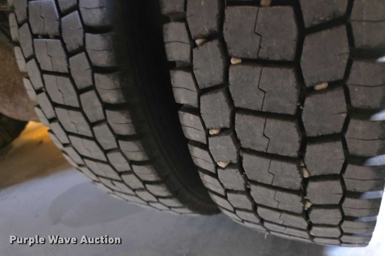 image for item FI0767 2004 Thomas school bus