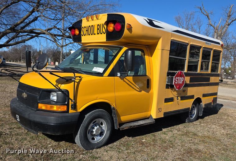 image for item FI0776 2008 Blue Bird school bus