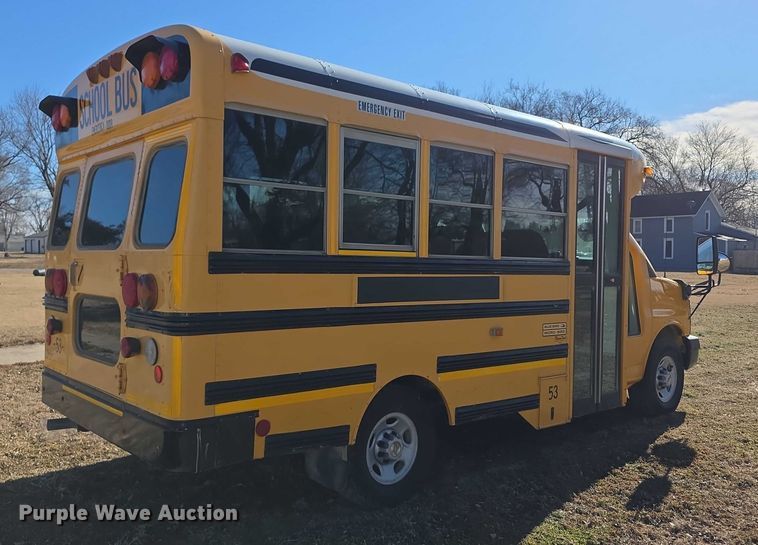 image for item FI0776 2008 Blue Bird school bus