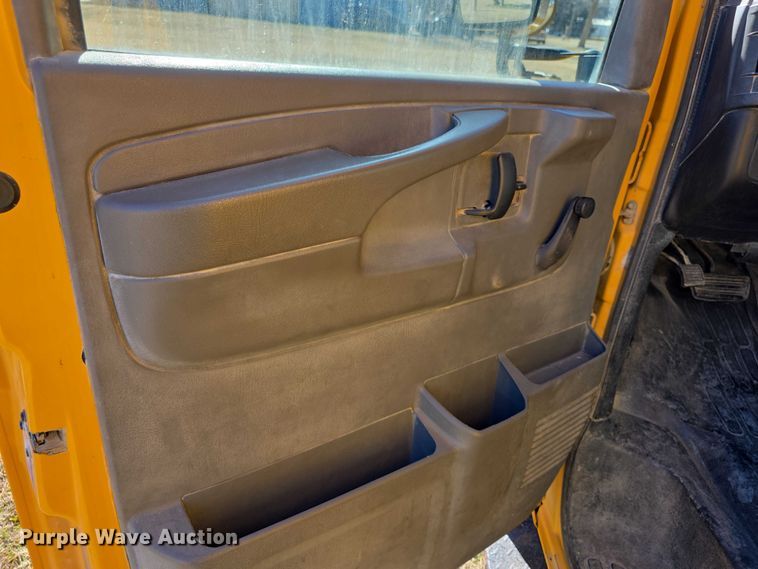 image for item FI0776 2008 Blue Bird school bus