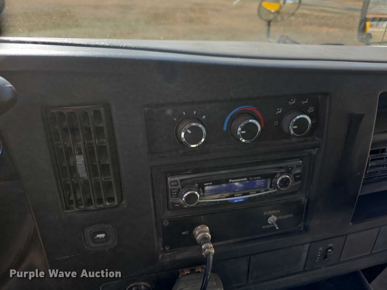 image for item FI0776 2008 Blue Bird school bus