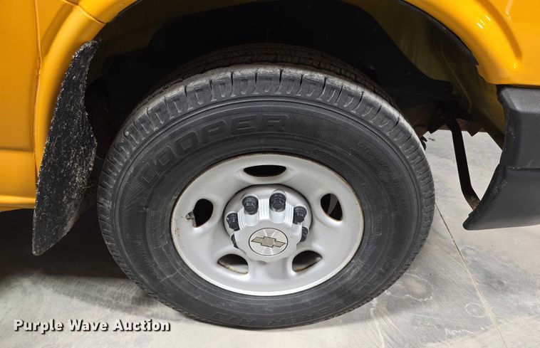 image for item FI0776 2008 Blue Bird school bus