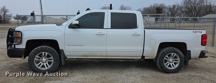 image for item FI0810 2015 Chevrolet Silverado 1500 Crew Cab pickup truck