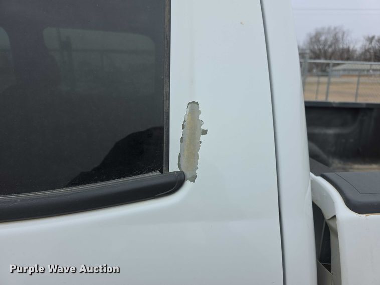 image for item FI0810 2015 Chevrolet Silverado 1500 Crew Cab pickup truck