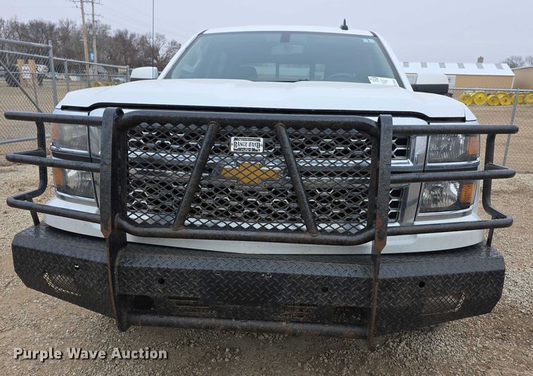 image for item FI0810 2015 Chevrolet Silverado 1500 Crew Cab pickup truck