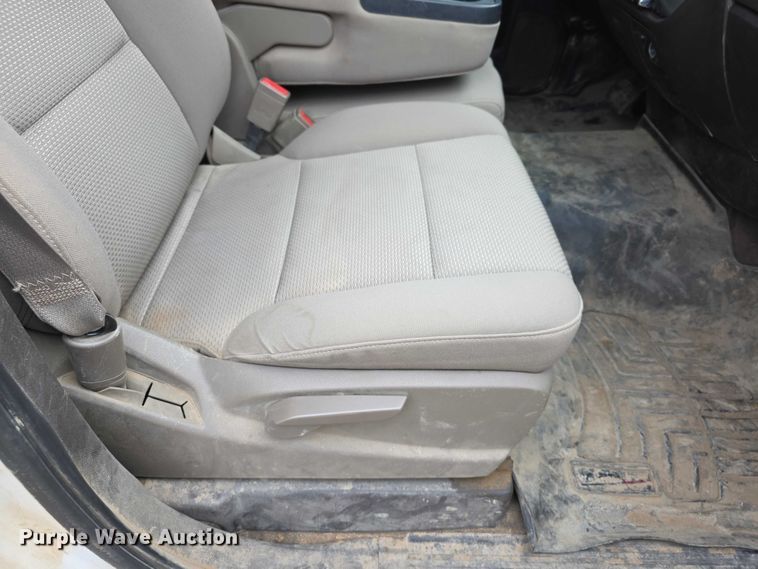 image for item FI0810 2015 Chevrolet Silverado 1500 Crew Cab pickup truck