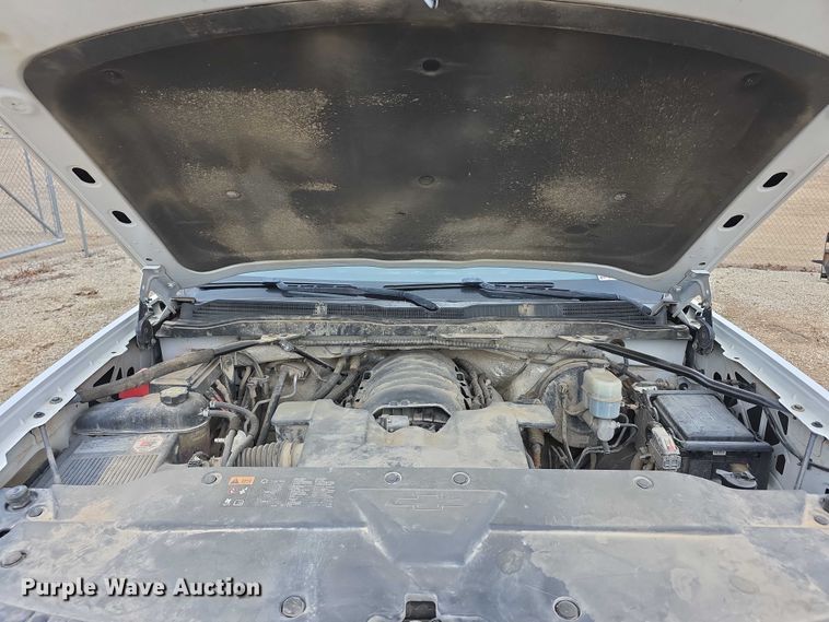 image for item FI0810 2015 Chevrolet Silverado 1500 Crew Cab pickup truck