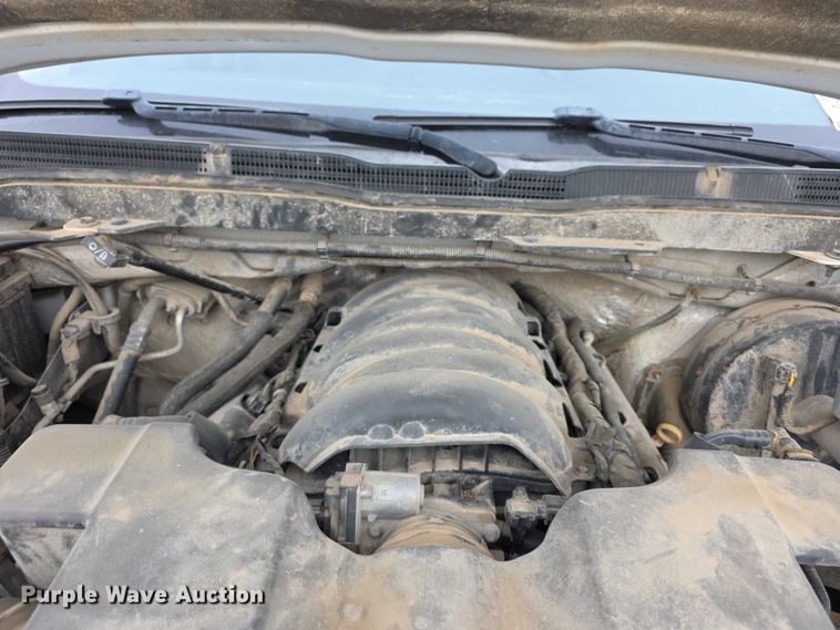 image for item FI0810 2015 Chevrolet Silverado 1500 Crew Cab pickup truck