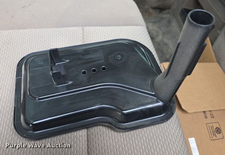 image for item FI0810 2015 Chevrolet Silverado 1500 Crew Cab pickup truck