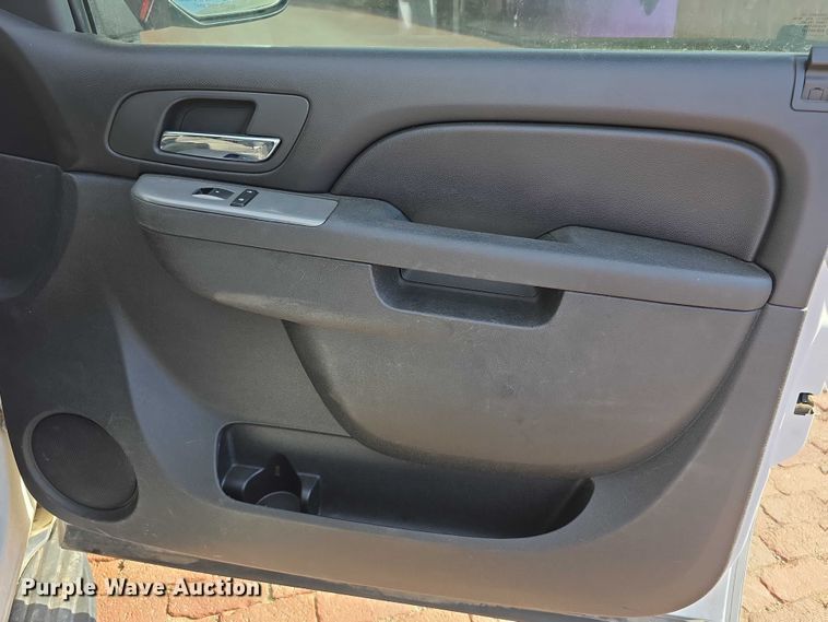 image for item FI0816 2013 Chevrolet Tahoe Police SUV