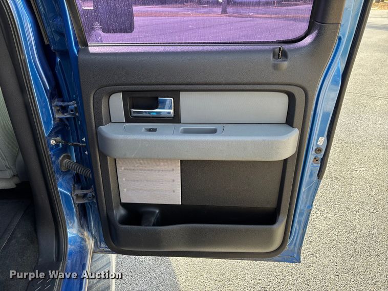 image for item FI1605 2014 Ford F150 Crew Cab pickup truck