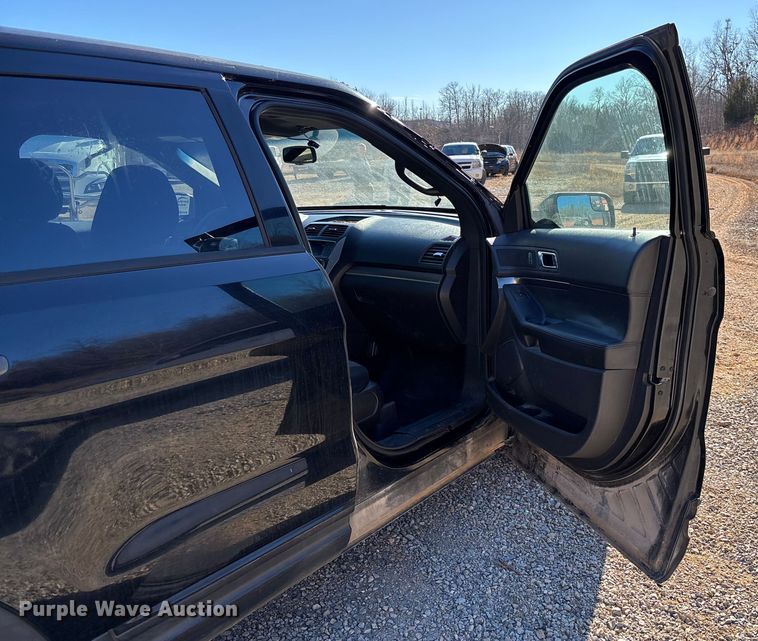 image for item FI1631 2015 Ford Explorer Police Interceptor SUV