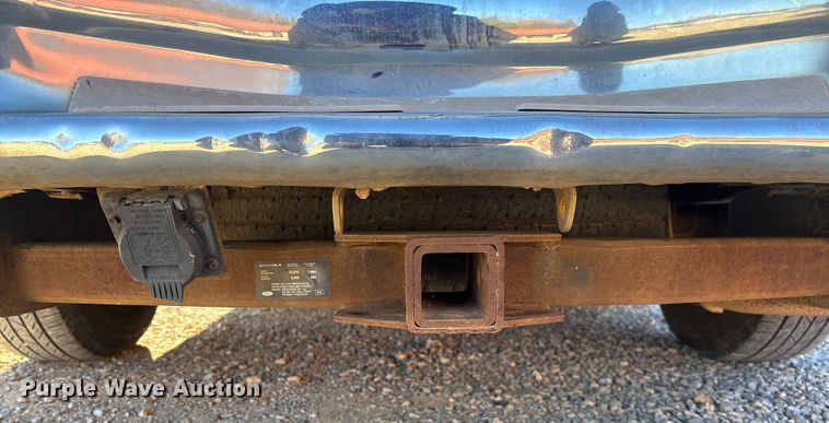 image for item FI1632 2003 Ford E150 van