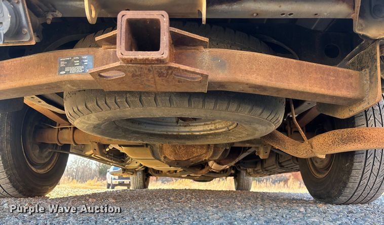 image for item FI1632 2003 Ford E150 van