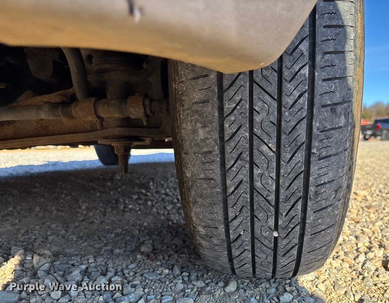 image for item FI1632 2003 Ford E150 van