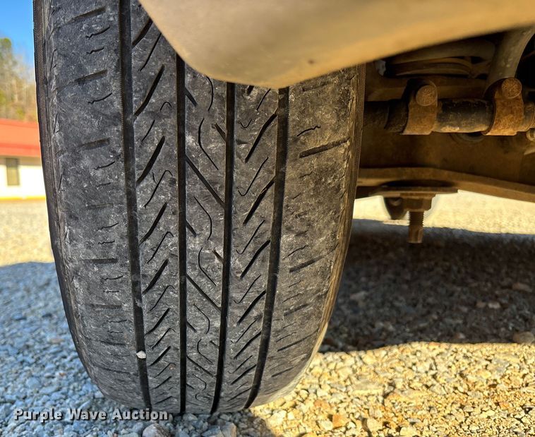 image for item FI1632 2003 Ford E150 van