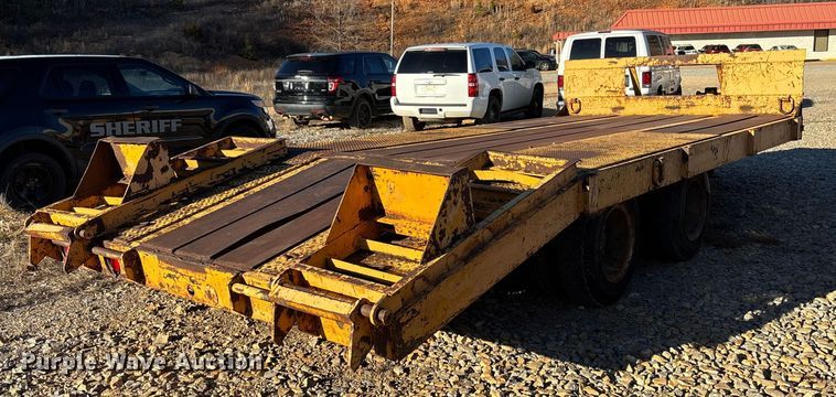 image for item FI1635 1976 Equipment trailer