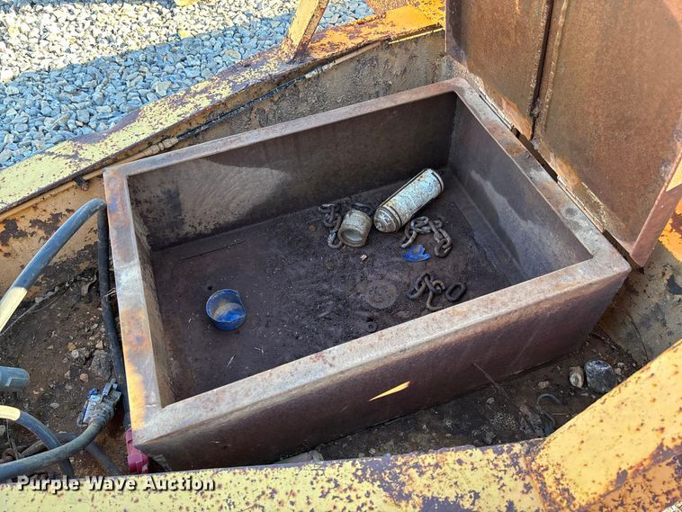 image for item FI1635 1976 Equipment trailer