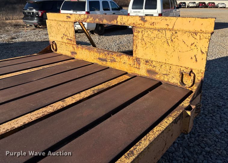 image for item FI1635 1976 Equipment trailer